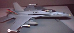 F-18 Hornet U.S. Navy 1/100 scale (5022) - Click Image to Close